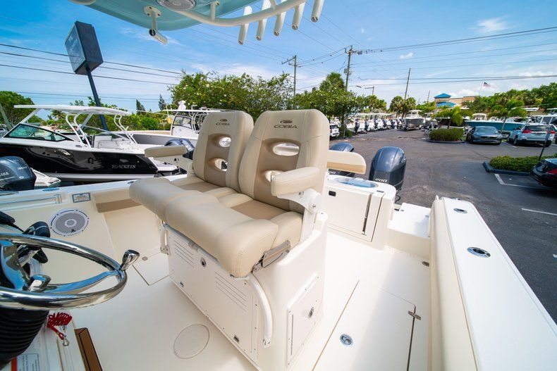 Thumbnail 34 for New 2019 Cobia 280 cc boat for sale in Fort Lauderdale, FL