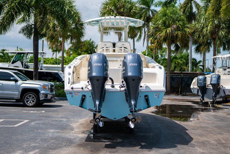 Thumbnail 6 for New 2019 Cobia 280 cc boat for sale in Fort Lauderdale, FL