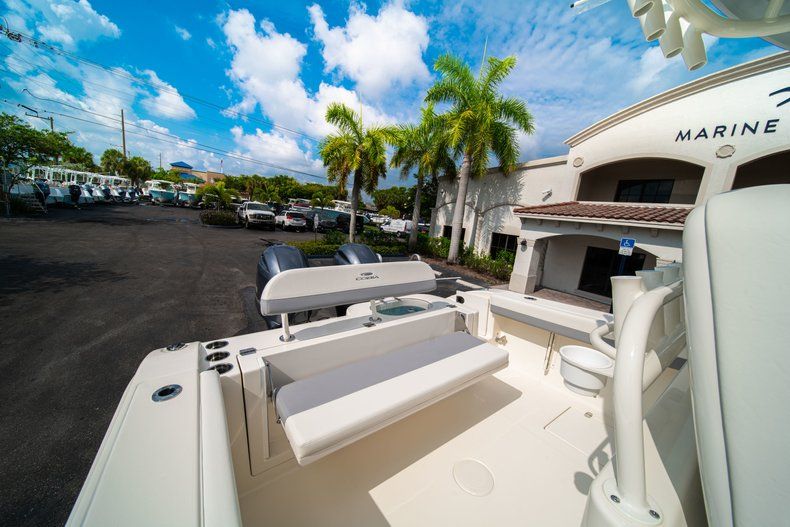 Thumbnail 16 for New 2019 Cobia 280 Center Console boat for sale in West Palm Beach, FL