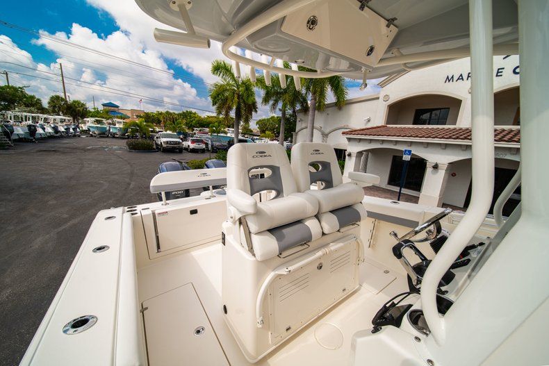 Thumbnail 23 for New 2019 Cobia 280 Center Console boat for sale in West Palm Beach, FL