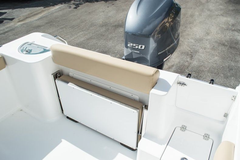 Thumbnail 10 for New 2015 Sportsman Open 232 Center Console boat for sale in Vero Beach, FL