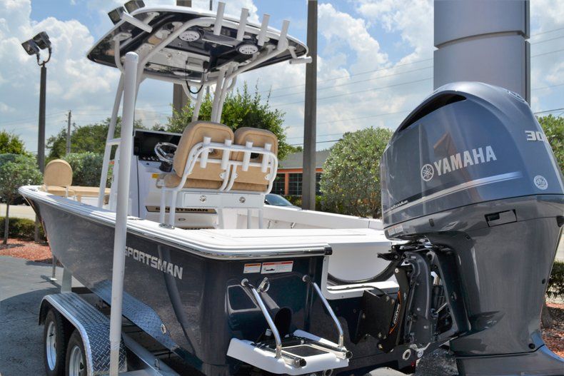 Thumbnail 4 for New 2019 Sportsman Masters 247 Bay Boat boat for sale in Miami, FL