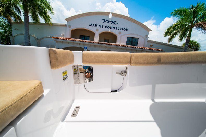 Thumbnail 21 for New 2019 Sportsman Heritage 251 Center Console boat for sale in West Palm Beach, FL