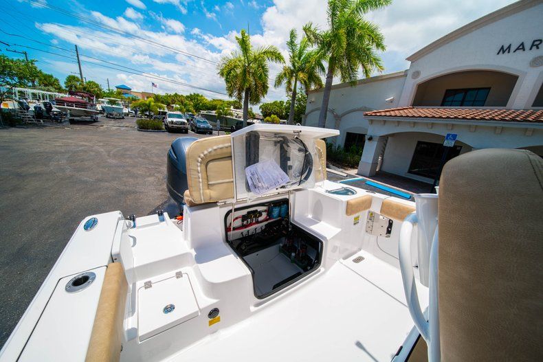 Thumbnail 9 for New 2019 Sportsman Heritage 251 Center Console boat for sale in West Palm Beach, FL