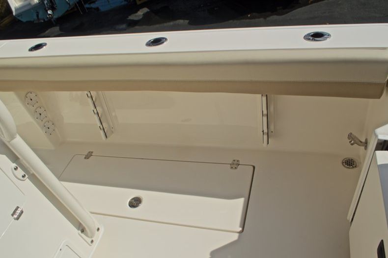Thumbnail 19 for New 2017 Cobia 296 Center Console boat for sale in West Palm Beach, FL