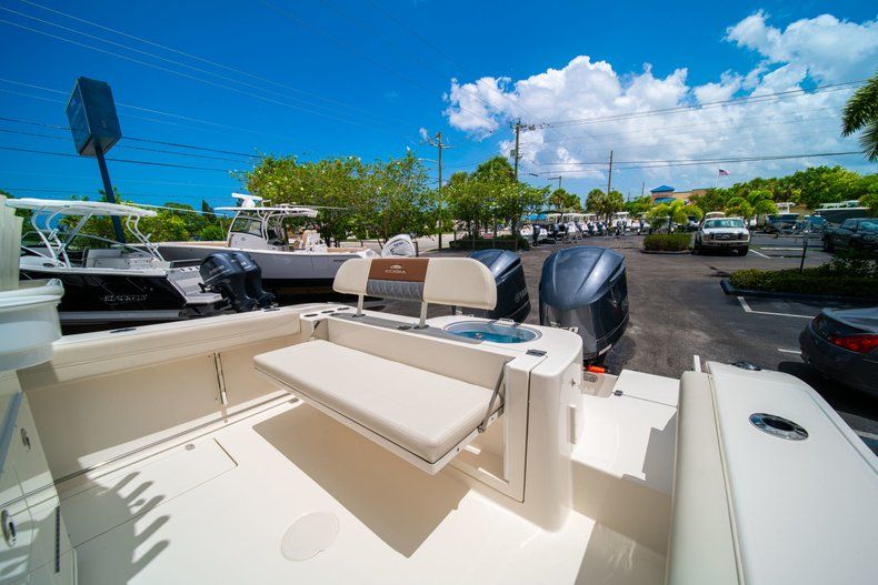 Thumbnail 12 for New 2019 Cobia 280 Center Console boat for sale in West Palm Beach, FL