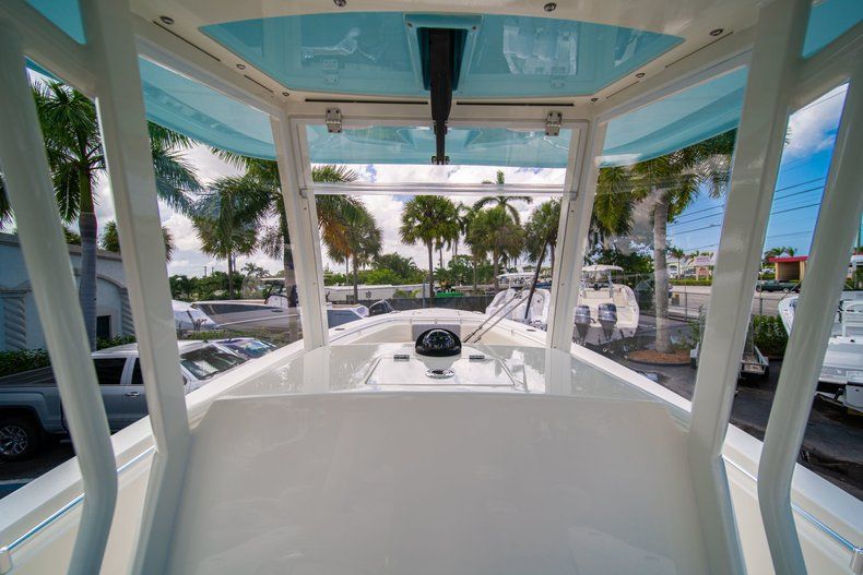 Thumbnail 28 for New 2019 Cobia 280 Center Console boat for sale in West Palm Beach, FL