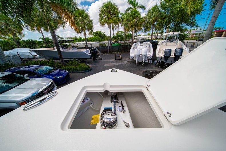 Thumbnail 41 for New 2019 Cobia 280 Center Console boat for sale in West Palm Beach, FL