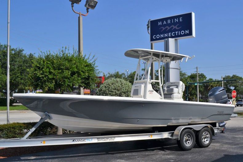 New 2019 Pathfinder 2600 Hps Bay Boat Boat For Sale In Vero Beach Fl A041 New Used Boat Dealer Marine Connection