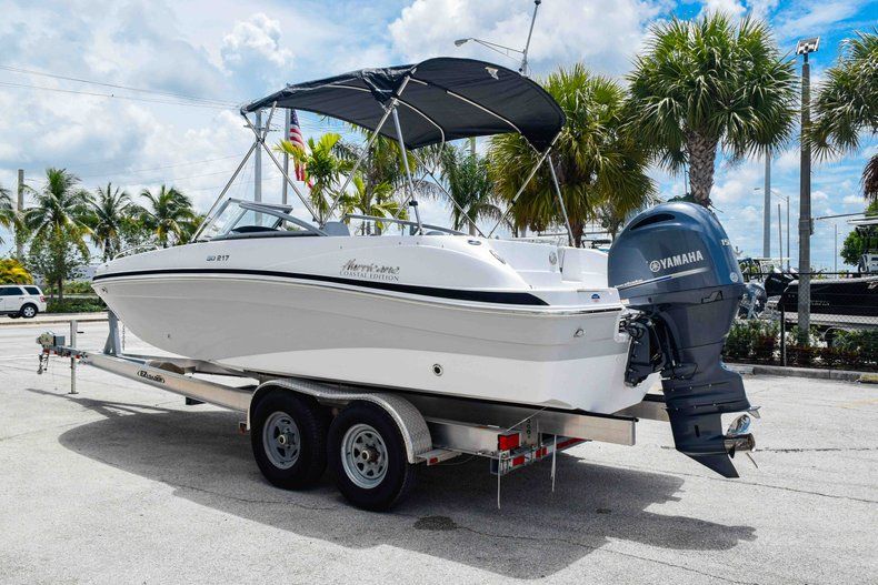 Thumbnail 5 for New 2020 Hurricane 217 SunDeck OB boat for sale in Fort Lauderdale, FL