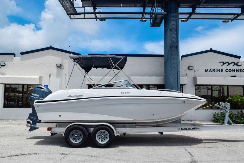 New 2020 Hurricane 217 SunDeck OB boat for sale in Fort Lauderdale, FL