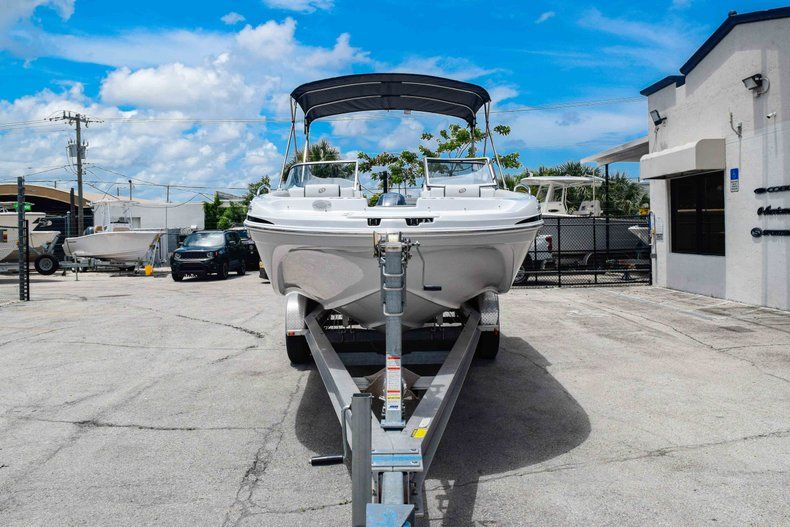 Thumbnail 2 for New 2020 Hurricane 217 SunDeck OB boat for sale in Fort Lauderdale, FL