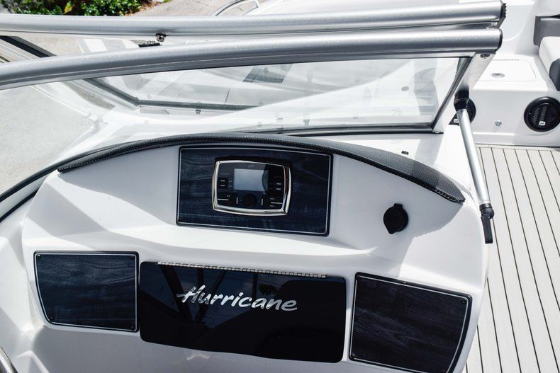 Thumbnail 28 for New 2020 Hurricane 217 SunDeck OB boat for sale in Fort Lauderdale, FL