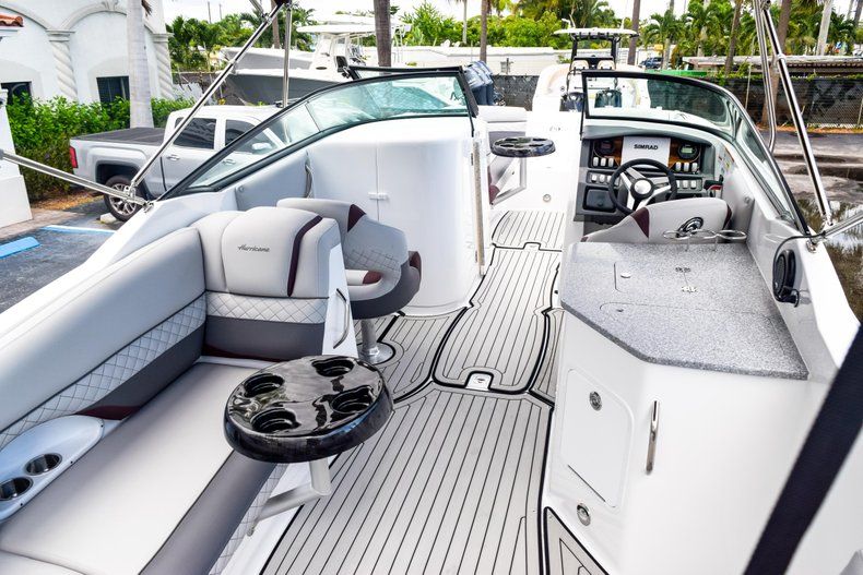 Thumbnail 69 for New 2019 Hurricane SD 2690 OB boat for sale in West Palm Beach, FL