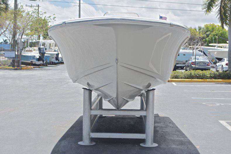 Thumbnail 2 for New 2017 Sportsman 19 Island Reef boat for sale in West Palm Beach, FL
