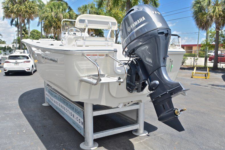 Thumbnail 6 for New 2017 Sportsman 19 Island Reef boat for sale in West Palm Beach, FL
