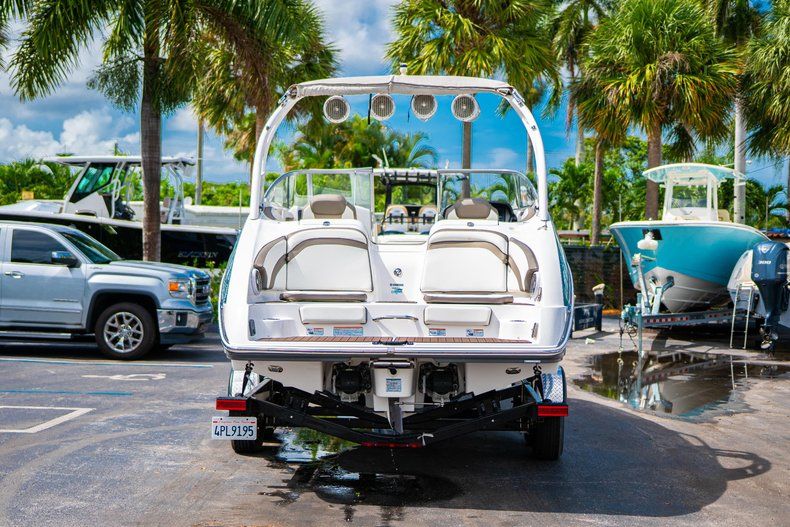 Thumbnail 6 for Used 2015 Yamaha 242 Limited S boat for sale in West Palm Beach, FL