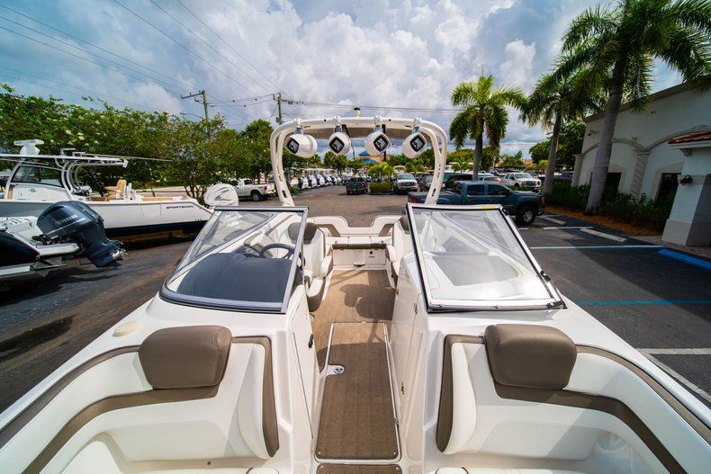 Thumbnail 32 for Used 2015 Yamaha 242 Limited S boat for sale in West Palm Beach, FL