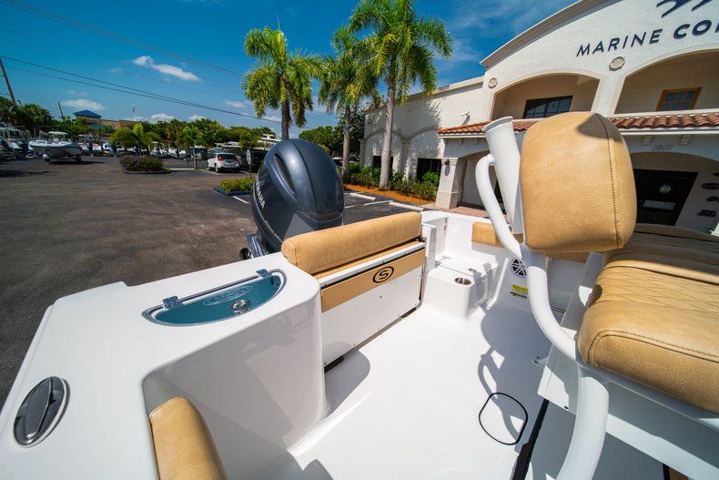 Thumbnail 15 for New 2020 Sportsman Open 212 Center Console boat for sale in West Palm Beach, FL