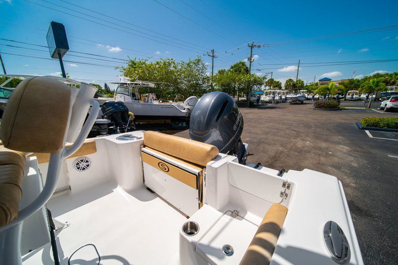 Thumbnail 11 for New 2020 Sportsman Open 212 Center Console boat for sale in West Palm Beach, FL
