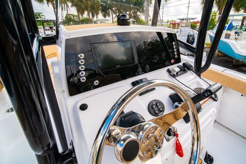 Thumbnail 22 for New 2020 Sportsman Heritage 231 Center Console boat for sale in West Palm Beach, FL