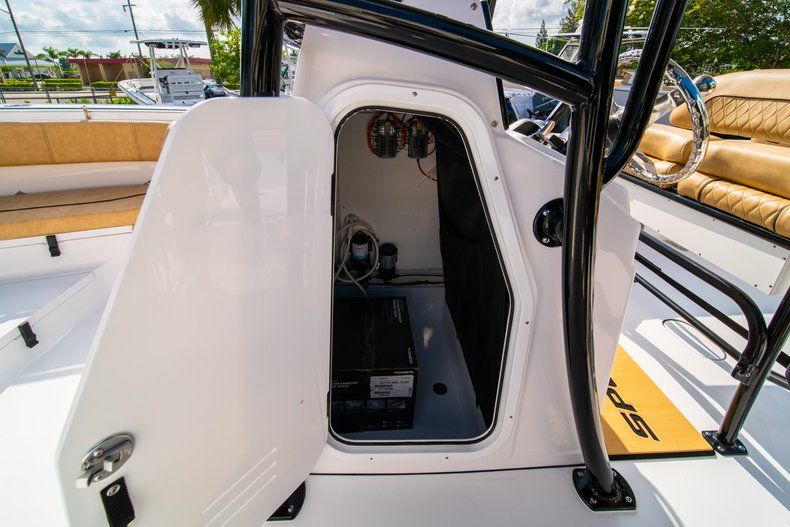 Thumbnail 29 for New 2020 Sportsman Heritage 231 Center Console boat for sale in West Palm Beach, FL
