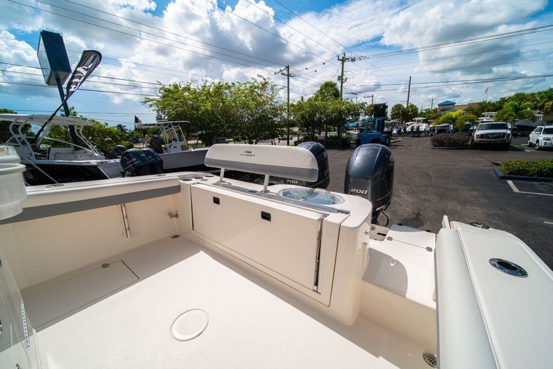 Thumbnail 12 for New 2019 Cobia 280 Center Console boat for sale in West Palm Beach, FL