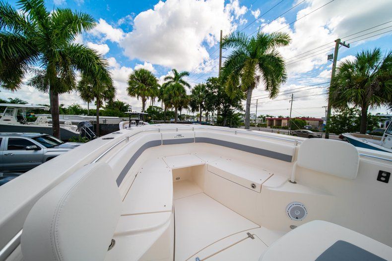 Thumbnail 36 for New 2019 Cobia 280 Center Console boat for sale in West Palm Beach, FL