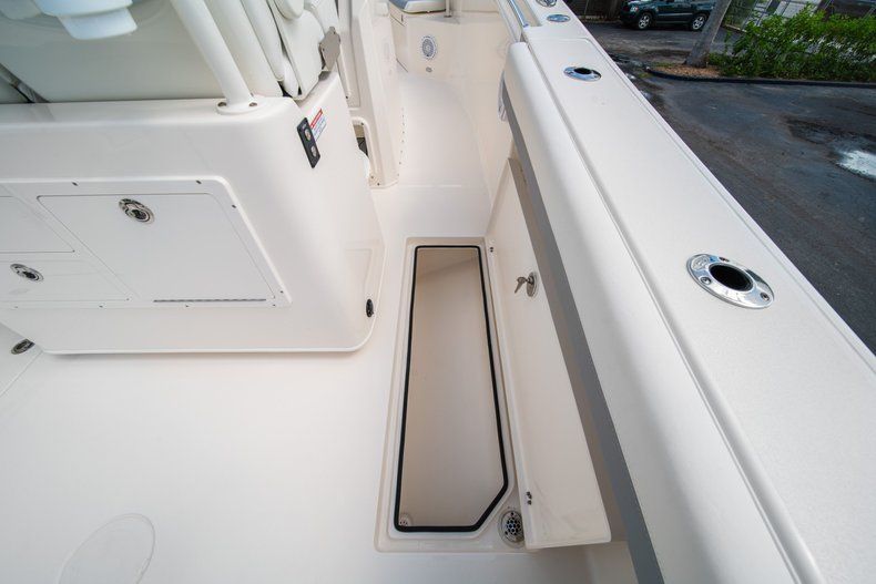 Thumbnail 21 for New 2019 Cobia 280 Center Console boat for sale in West Palm Beach, FL