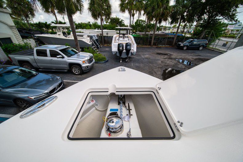 Thumbnail 39 for New 2019 Cobia 280 Center Console boat for sale in West Palm Beach, FL