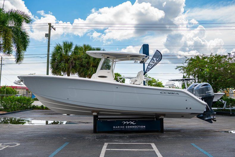 Thumbnail 4 for New 2019 Cobia 280 Center Console boat for sale in West Palm Beach, FL