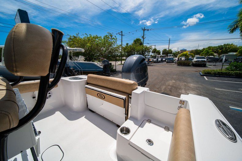Thumbnail 13 for New 2020 Sportsman Open 212 Center Console boat for sale in West Palm Beach, FL
