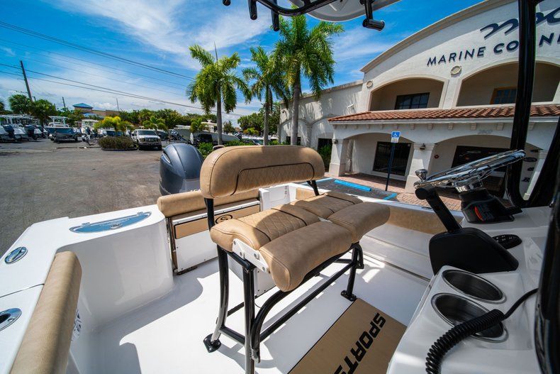 Thumbnail 25 for New 2020 Sportsman Open 212 Center Console boat for sale in West Palm Beach, FL