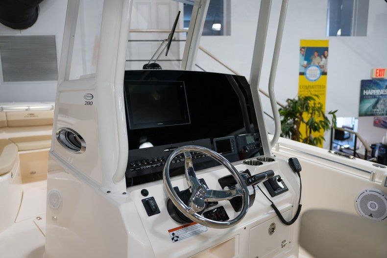 Thumbnail 15 for New 2020 Cobia 280 CC Center Console boat for sale in West Palm Beach, FL