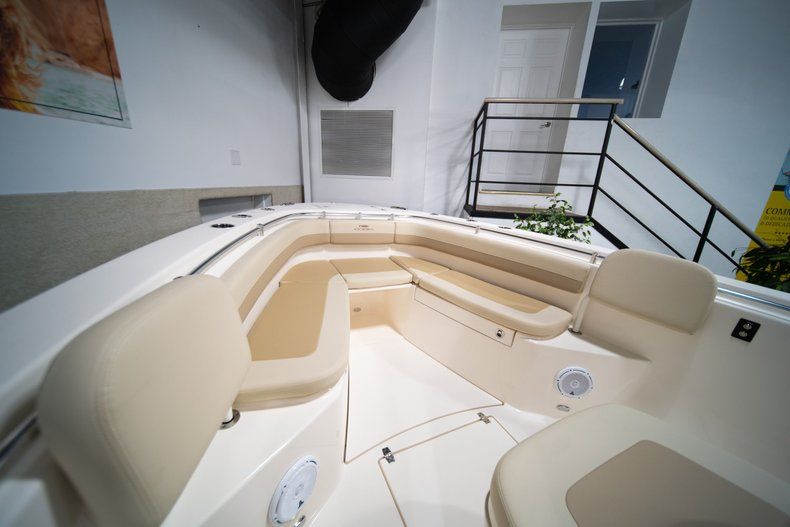 Thumbnail 24 for New 2020 Cobia 280 CC Center Console boat for sale in West Palm Beach, FL