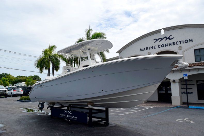 Thumbnail 1 for New 2019 Cobia 262 Center Console boat for sale in Vero Beach, FL