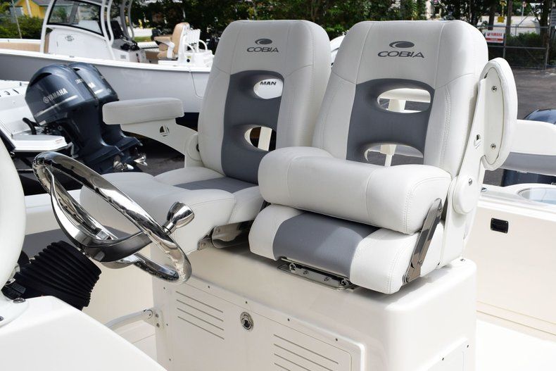 Thumbnail 44 for New 2019 Cobia 262 Center Console boat for sale in Vero Beach, FL