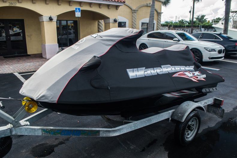 Thumbnail 20 for Used 2007 Yamaha VX Cruiser boat for sale in West Palm Beach, FL