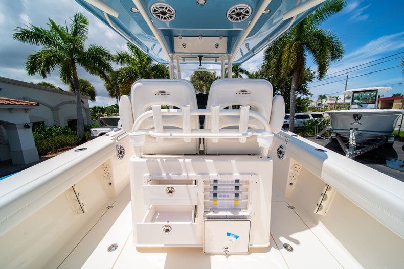 Thumbnail 12 for New 2020 Cobia 280 CC Center Console boat for sale in West Palm Beach, FL
