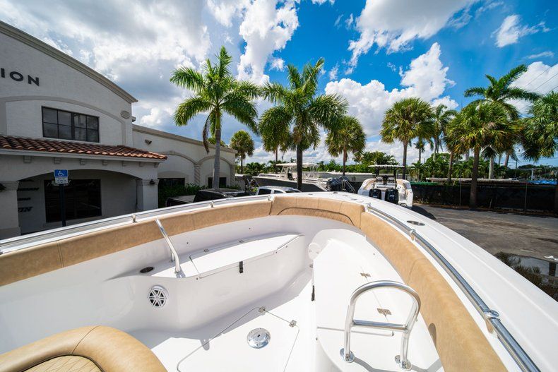 Thumbnail 38 for New 2020 Sportsman Open 252 Center Console boat for sale in Vero Beach, FL