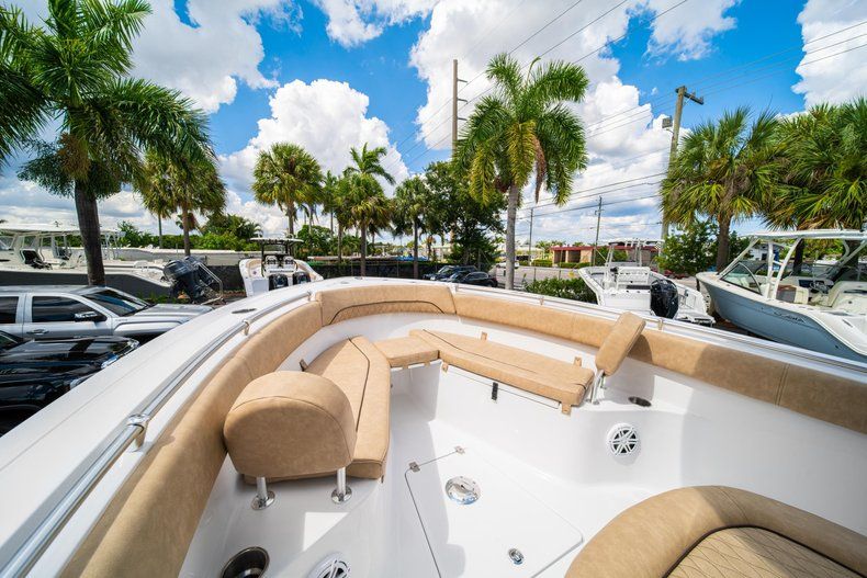 Thumbnail 40 for New 2020 Sportsman Open 252 Center Console boat for sale in Vero Beach, FL