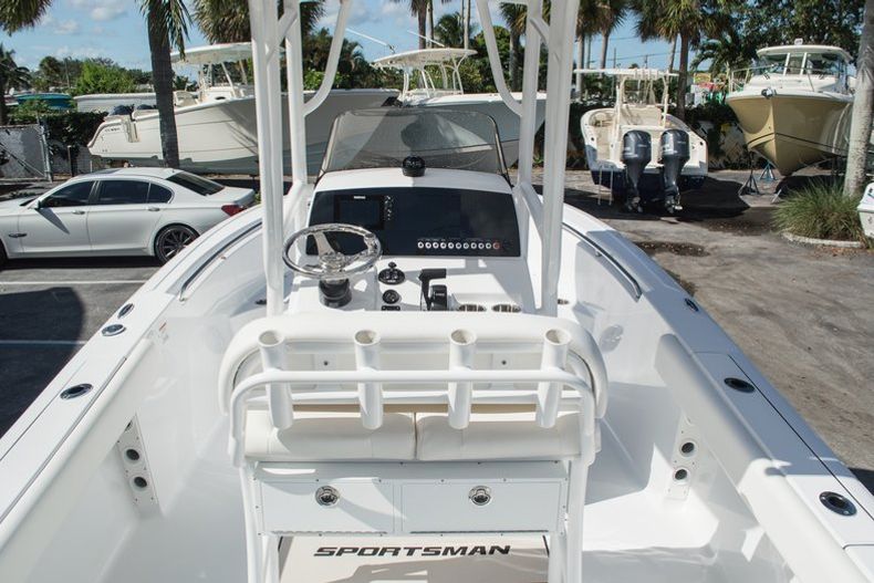 Thumbnail 8 for New 2015 Sportsman Open 212 Center Console boat for sale in Miami, FL