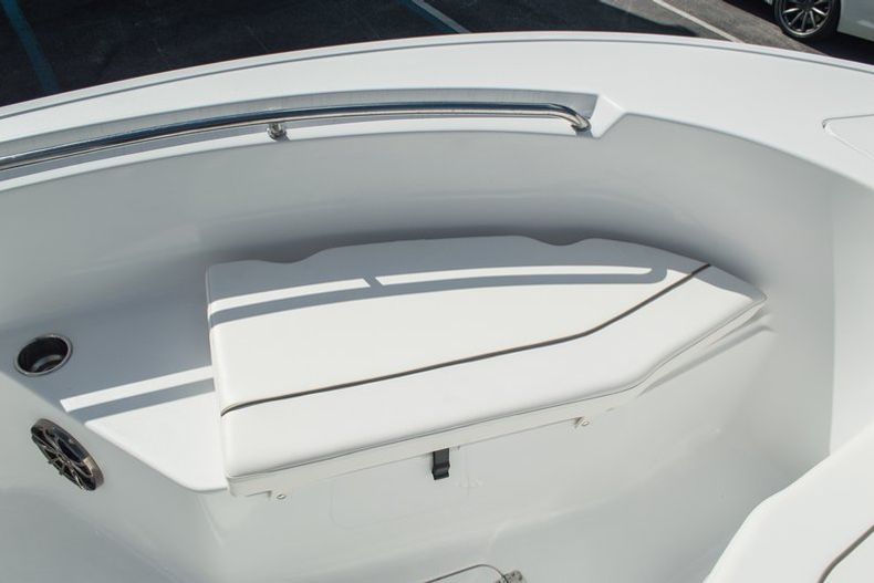 Thumbnail 24 for New 2015 Sportsman Open 212 Center Console boat for sale in Miami, FL