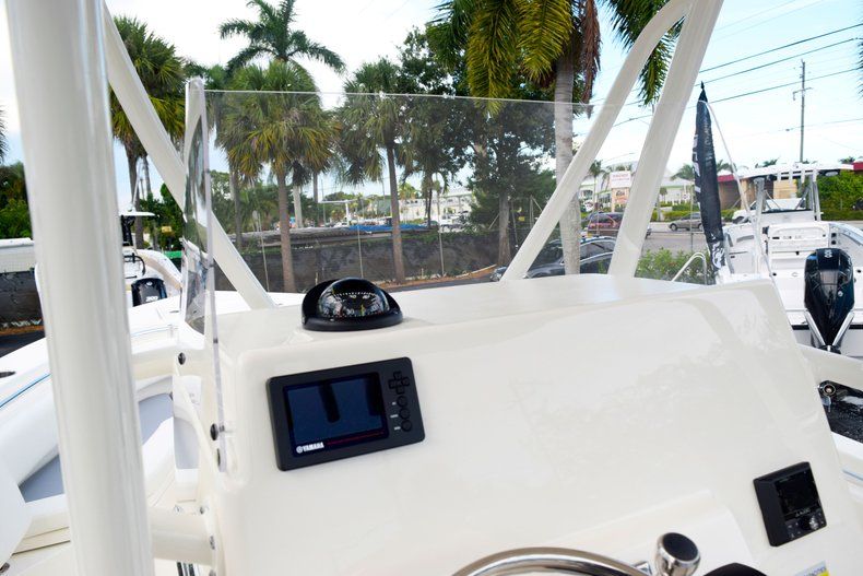 Thumbnail 42 for New 2020 Cobia 237 CC Center Console boat for sale in Fort Lauderdale, FL