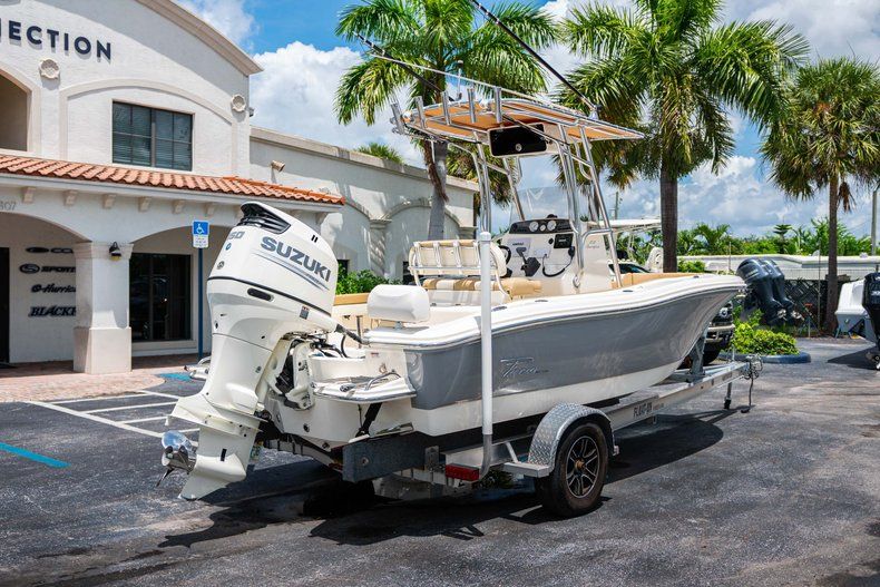Thumbnail 7 for Used 2017 Pioneer 202 boat for sale in West Palm Beach, FL