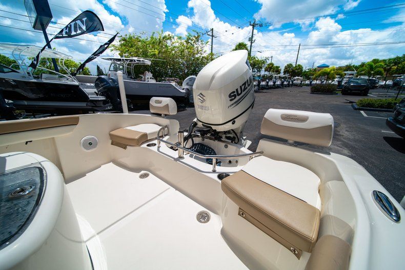 Thumbnail 9 for Used 2017 Pioneer 202 boat for sale in West Palm Beach, FL
