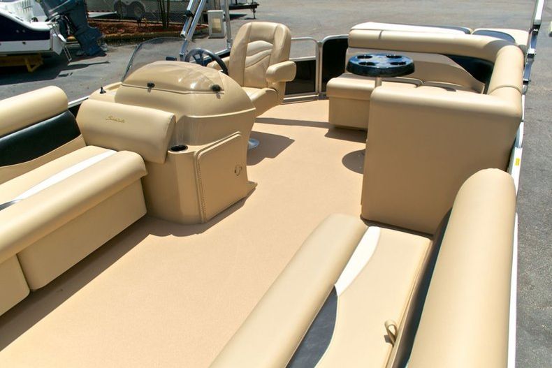 Thumbnail 58 for New 2014 Sweetwater 2086 Cruise 3 Gate boat for sale in West Palm Beach, FL