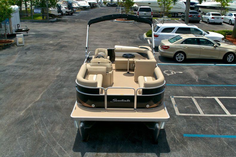 Thumbnail 68 for New 2014 Sweetwater 2086 Cruise 3 Gate boat for sale in West Palm Beach, FL
