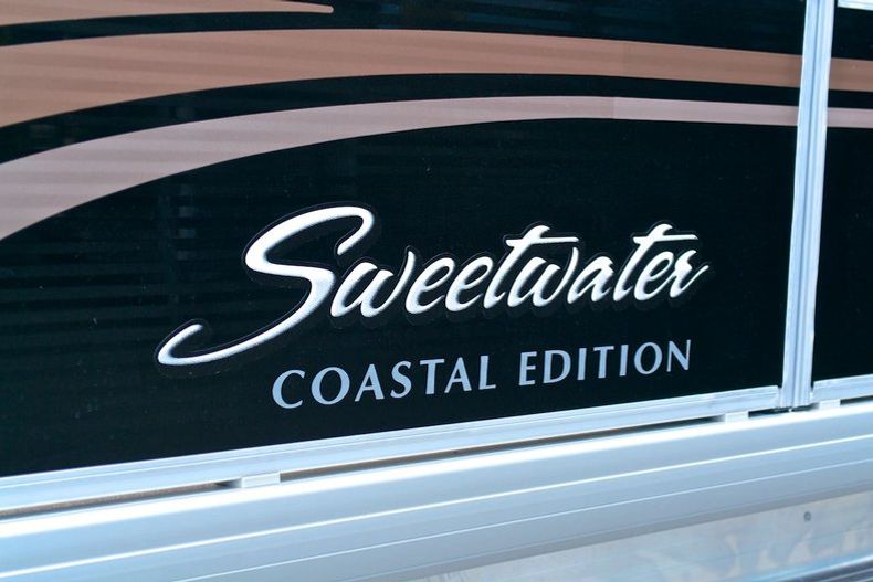 Thumbnail 8 for New 2014 Sweetwater 2086 Cruise 3 Gate boat for sale in West Palm Beach, FL