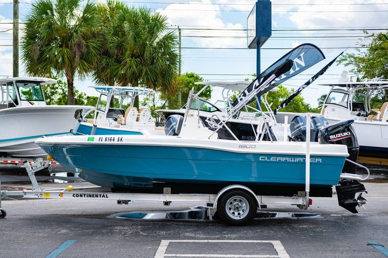 Thumbnail 4 for Used 2019 Clearwater 1900 CC boat for sale in West Palm Beach, FL